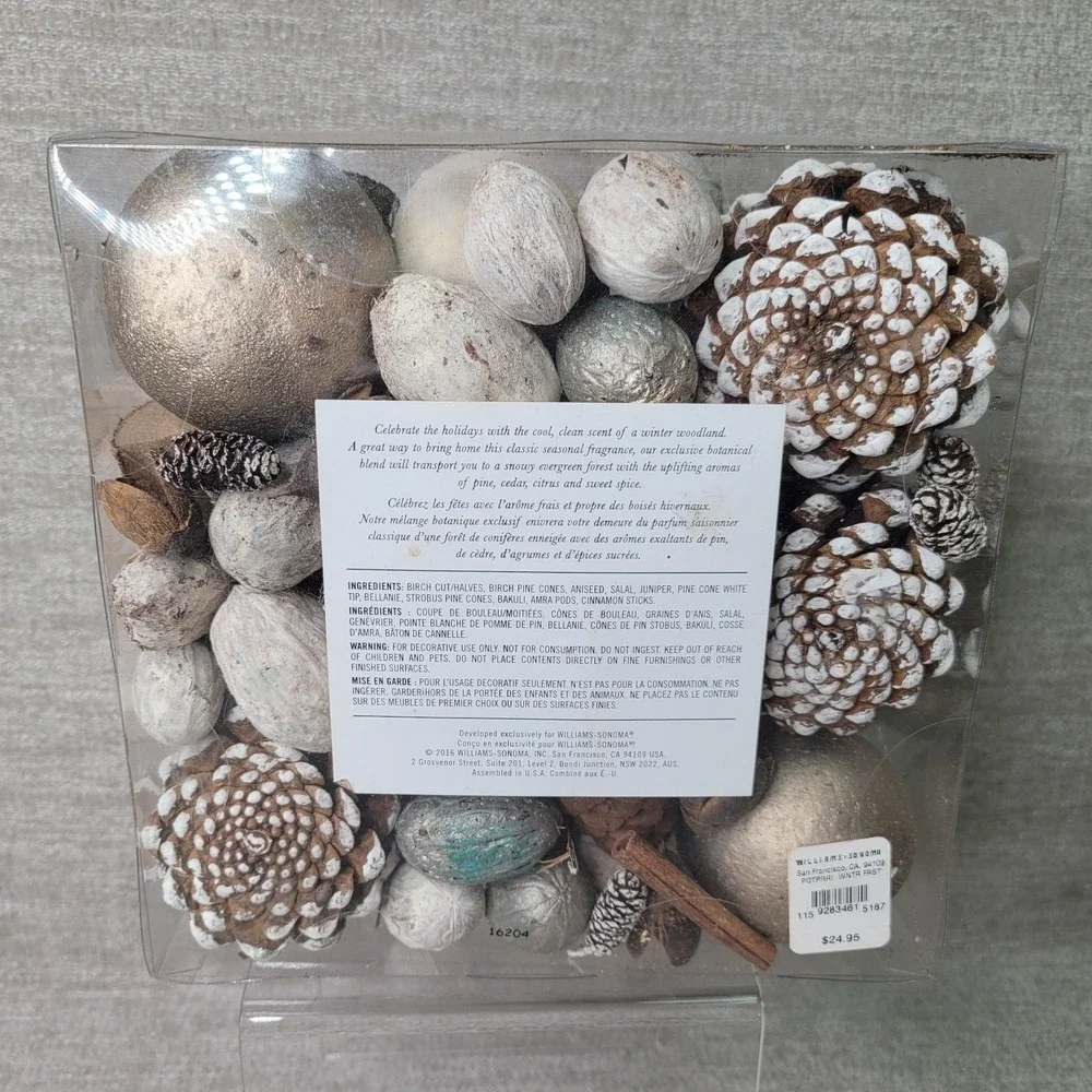 Williams Sonoma 12 oz. Winter Forest Potpourri with Essential Oils 2021 NEW